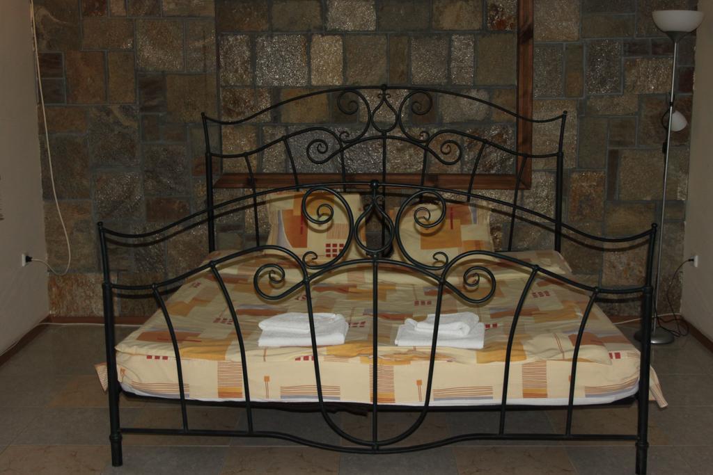 Guest House Chinarite Sandanski Rum bild